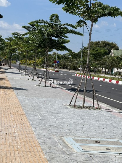 (Chính chủ) Cần bán gấp đất mặt tiền đường Trường Chinh (đường 81)